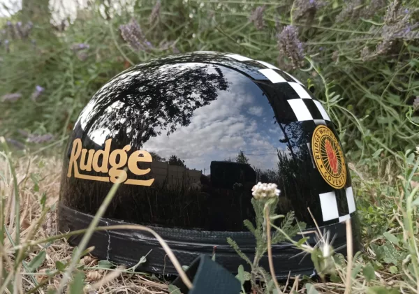 Aero Styl Centre De Formation Aerographie Paris Casque Moto Rudge Aerographe