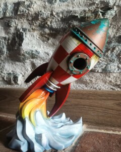 Aero Styl Centre De Formation Aerographie Angers Maine et loire Fusée imprimé en 3D et personnalisé à l'aérographe